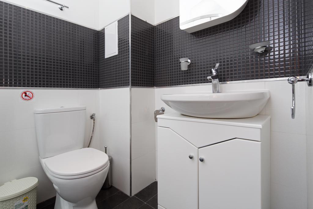 Mars Apartments In Tryavna Beach Complex Sveti Vlas Room photo