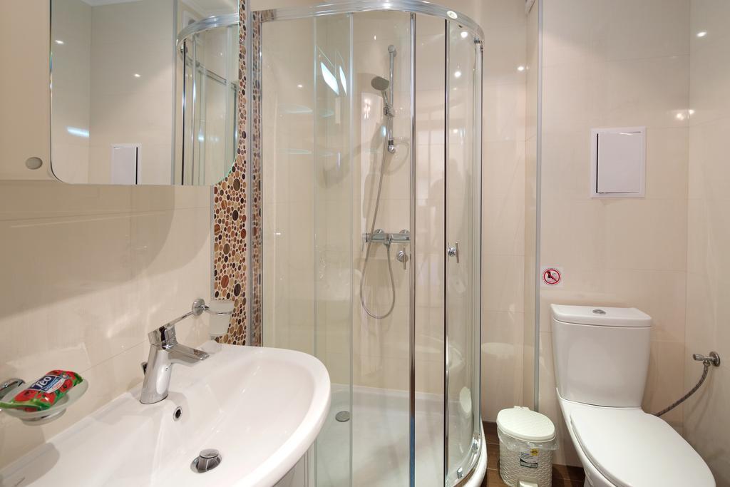 Mars Apartments In Tryavna Beach Complex Sveti Vlas Room photo